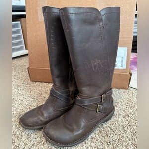 Brown Leather Ugg Boots